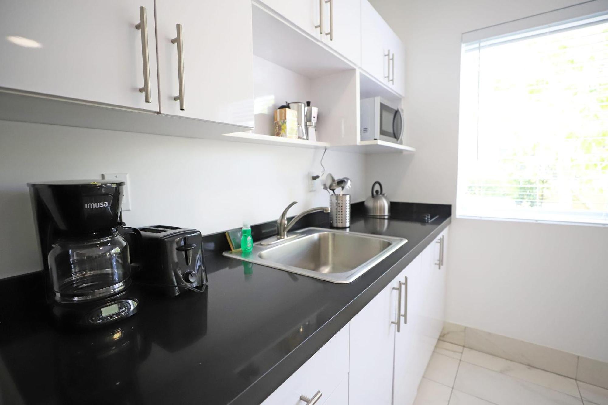 3 Minute Walk To Beach Bungalow Family Friendly Free Parking Miami Beach Extérieur photo